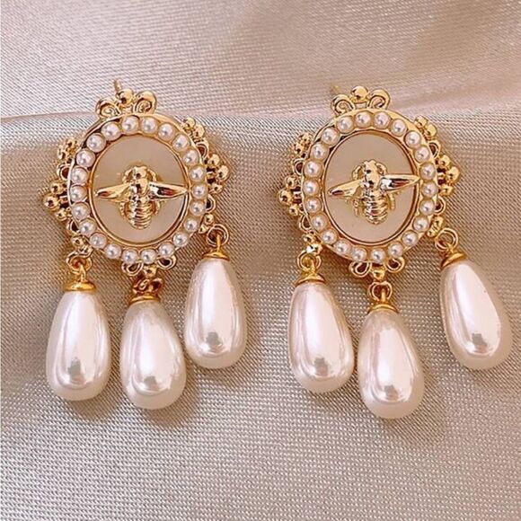 Vintage style pearl drop earrings A58 - Picture 1 of 5